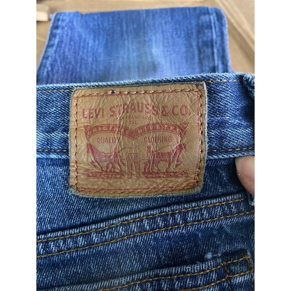 Rare Levi’s White Oak Cone Denim Jeans Raw Hem High-Rise Button Fly Size 28 - Picture 12 of 15